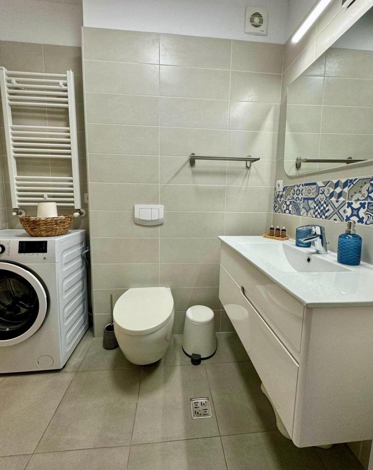 Apartamento Edd Studio Onix Blue Mamaia Nord Năvodari Exterior foto