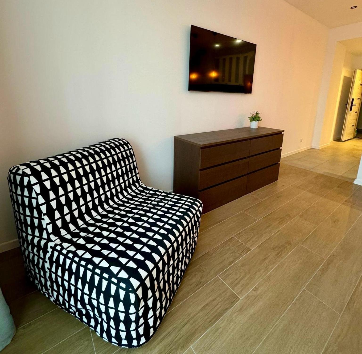Apartamento Edd Studio Onix Blue Mamaia Nord Năvodari Exterior foto